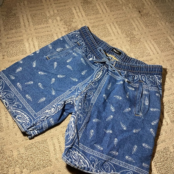Fashion Nova Denim Jorts - Picture 1 of 3